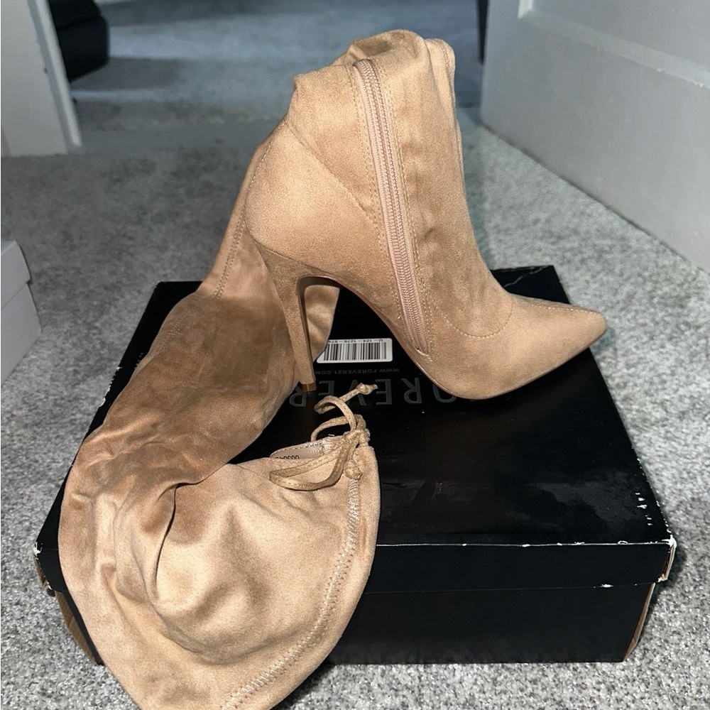 Forever 21 Tan Heeled Boots